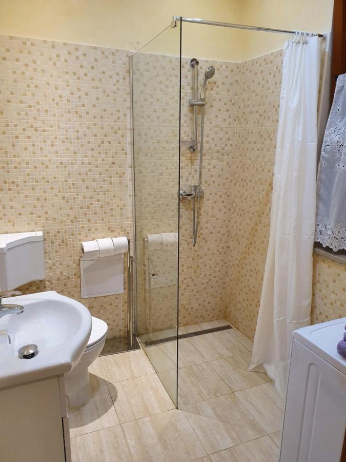 Apartmaji Tim إيزولا المظهر الخارجي الصورة