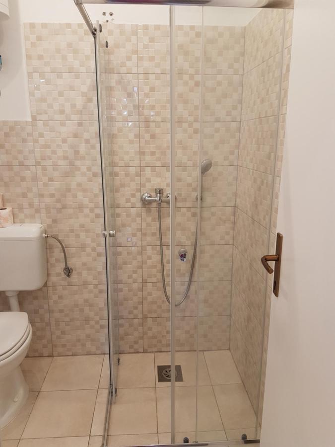 Apartmaji Tim إيزولا المظهر الخارجي الصورة