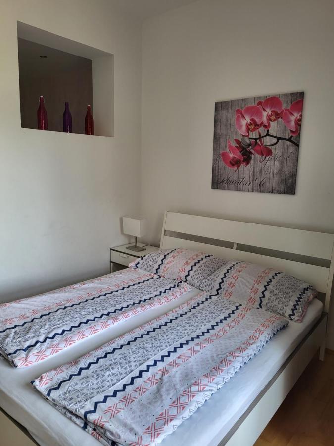 Apartmaji Tim إيزولا المظهر الخارجي الصورة