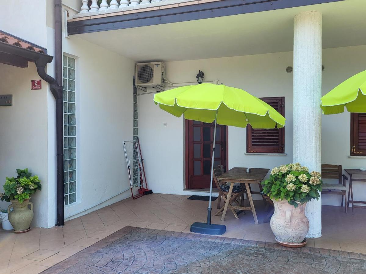 Apartmaji Tim إيزولا المظهر الخارجي الصورة