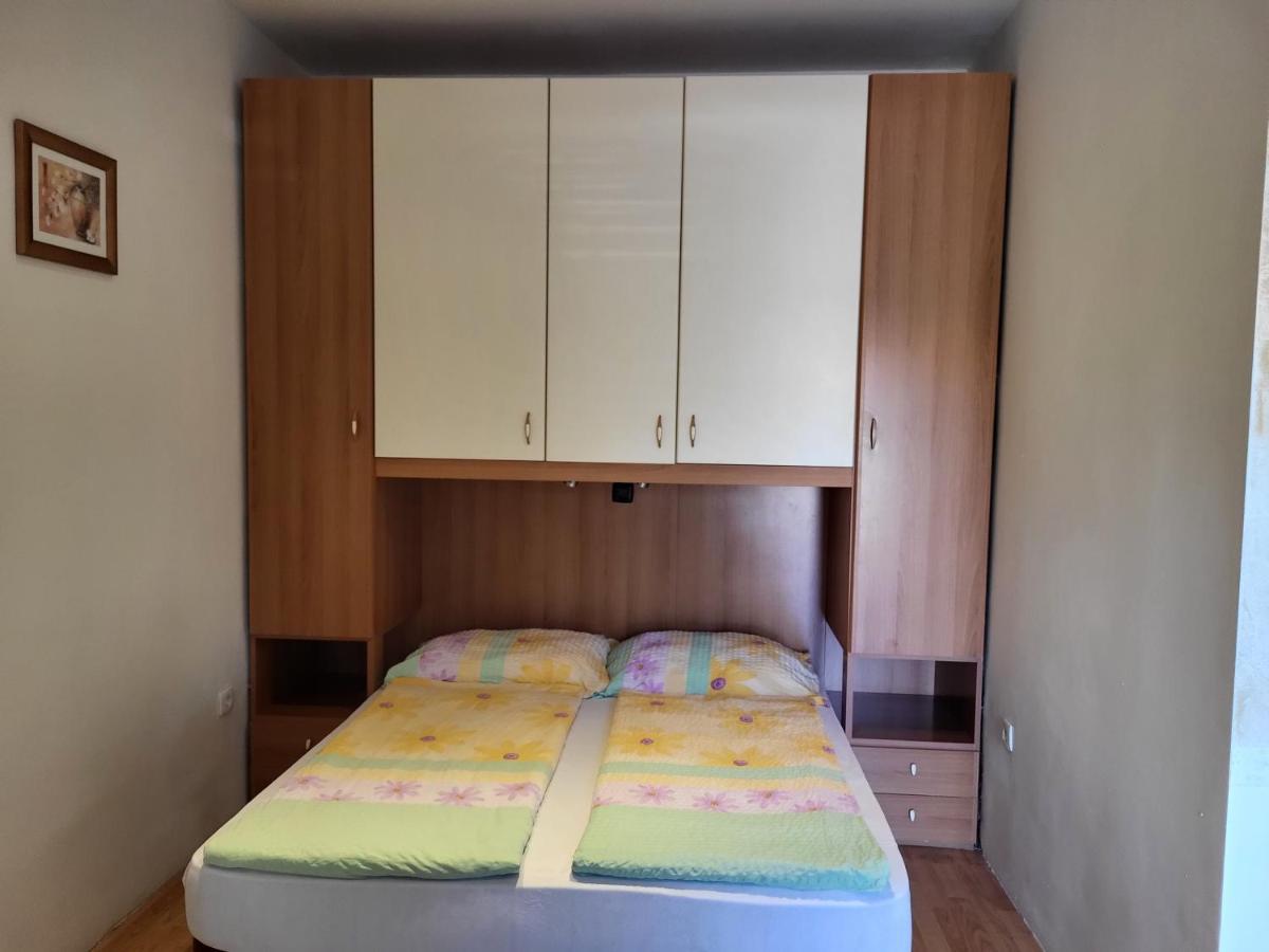 Apartmaji Tim إيزولا المظهر الخارجي الصورة