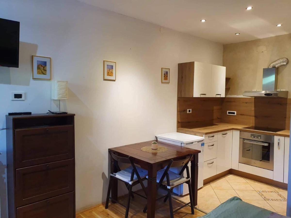 Apartmaji Tim إيزولا المظهر الخارجي الصورة