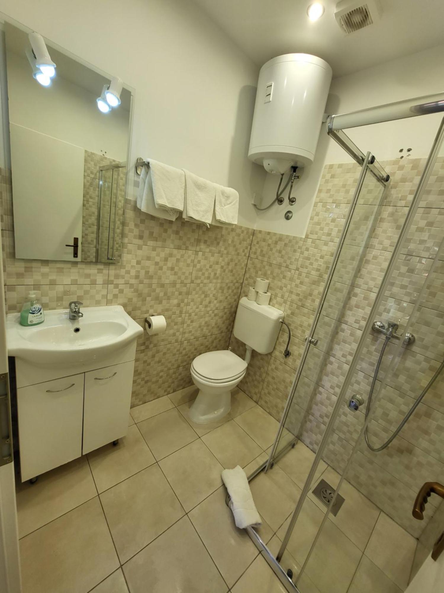 Apartmaji Tim إيزولا الغرفة الصورة